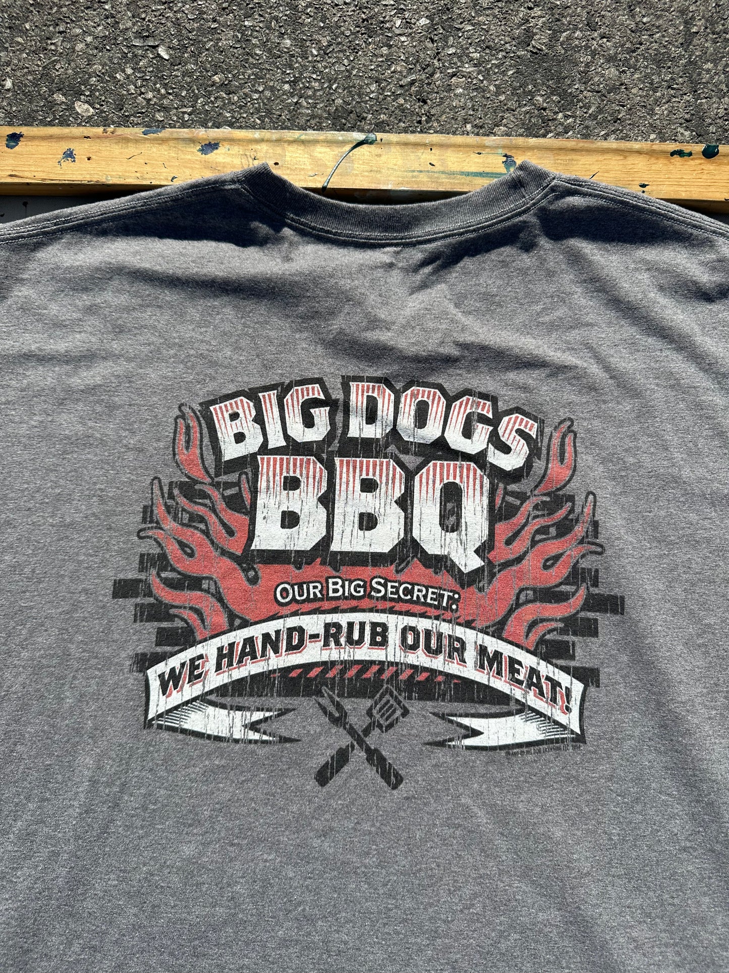 2014 Big Dogs BBQ T-Shirt